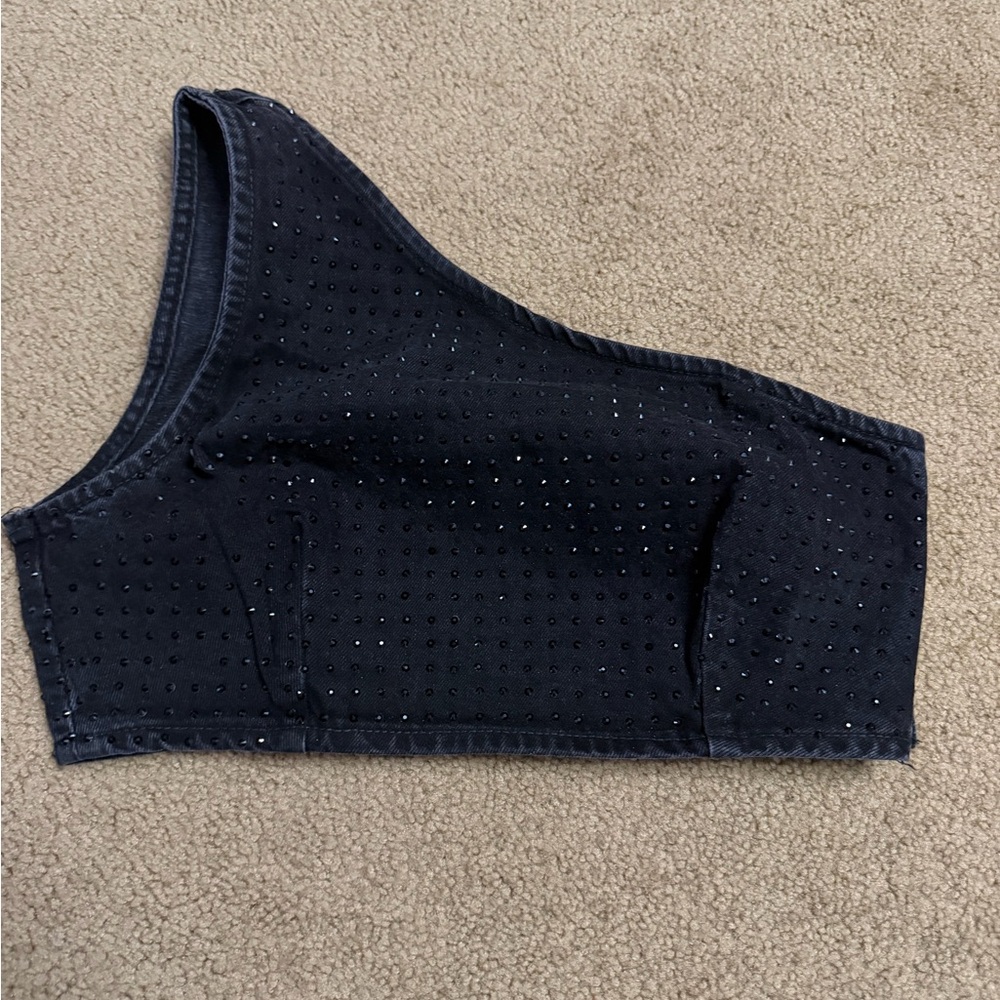 Zara Black One-Shoulder Crop Top